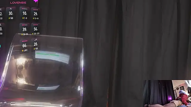 MsHugNkiss online show from February 27, 2025, 3:26 pm