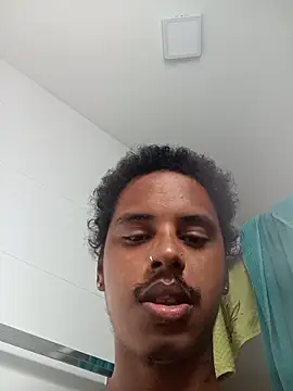 ONegodoce25 online show from May 9, 2026, 5:27 pm