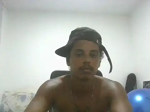 ONegodoce25 online show from April 29, 2026, 12:26 am
