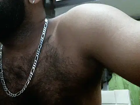 Snapshot of indianhairybull chatting on October 29, 2025, 11:58 pm indianhairybull online show from October 29, 2025, 11:58 pm