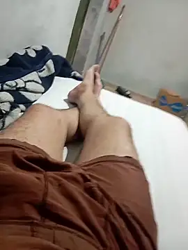 Snapshot of Zaberpop chatting on February 17, 2026, 3:53 pm Zaberpop online show from February 17, 2026, 3:53 pm