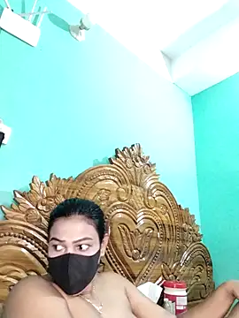 monekhan123 online show from November 4, 2025, 3:38 pm