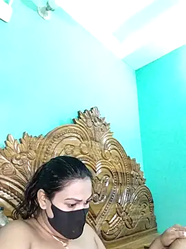 monekhan123 online show from November 21, 2025, 12:37 pm