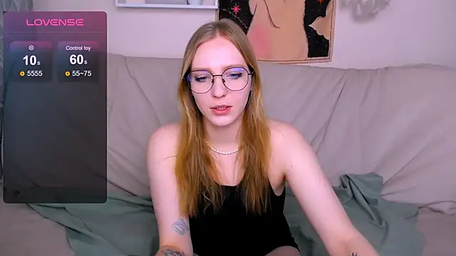 VeronicaAndersen online show from March 9, 2025, 4:05 am