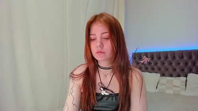 Ella Mayers online show from March 14, 2025, 12:43 am