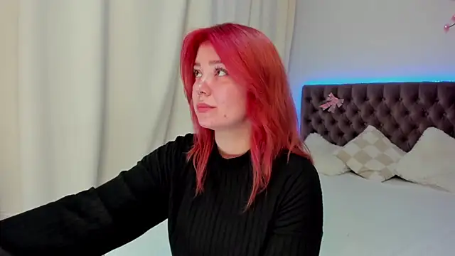 Snapshot of Ella_Mayers chatting on September 25, 2025, 12:22 pm Ella Mayers online show from September 25, 2025, 12:22 pm