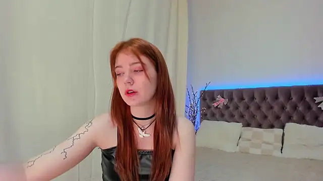 Ella Mayers online show from March 14, 2025, 3:59 am