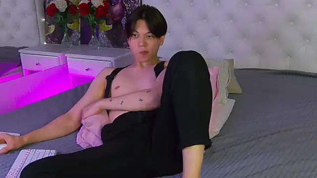 Snapshot of just_gay_ chatting on March 9, 2025, 10:08 pm just gay online show from March 9, 2025, 10:08 pm