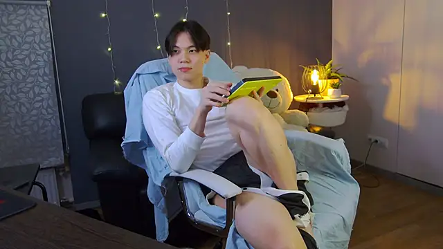 Snapshot of just_gay_ chatting on February 15, 2025, 4:14 am just gay online show from February 15, 2025, 4:14 am