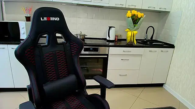 Snapshot of Kami_lovely chatting on March 10, 2025, 1:54 pm Kami lovely online show from March 10, 2025, 1:54 pm