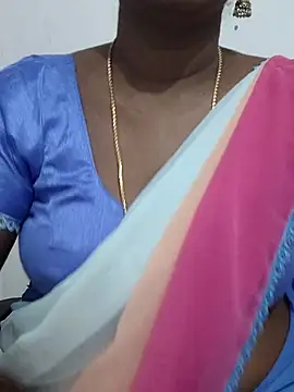 Snapshot of Tamil_Meera12 chatting on October 3, 2025, 6:48 am Tamil Meera12 online show from October 3, 2025, 6:48 am