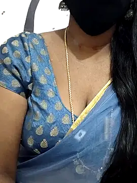 Snapshot of Tamil_Meera12 chatting on September 27, 2025, 6:41 am Tamil Meera12 online show from September 27, 2025, 6:41 am