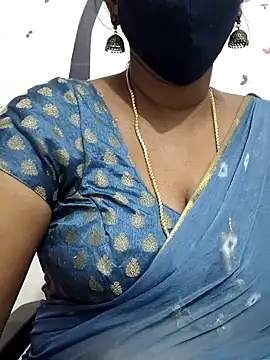 Snapshot of Tamil_Meera12 chatting on October 7, 2025, 6:36 am Tamil Meera12 online show from October 7, 2025, 6:36 am