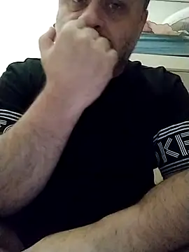 NAvoglia online show from October 2, 2025, 9:45 am