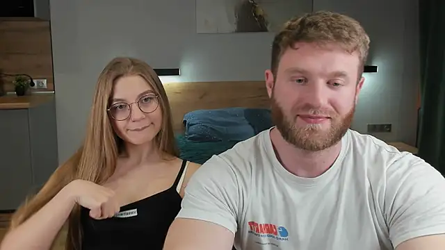 Enjoy everymoment  online show from January 31, 2025, 2:17 pm