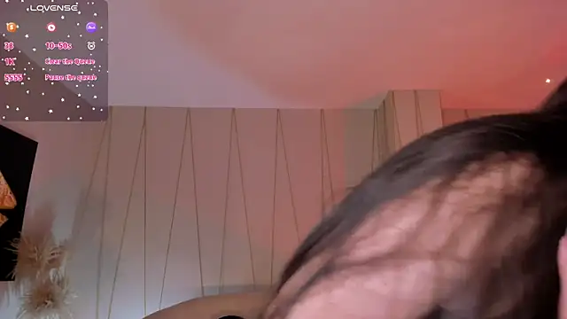 Snapshot of BeccaBaxter chatting on October 18, 2025, 8:11 pm BeccaBaxter online show from October 18, 2025, 8:11 pm