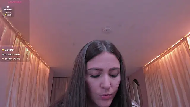 BeccaBaxter online show from February 26, 2025, 7:21 pm