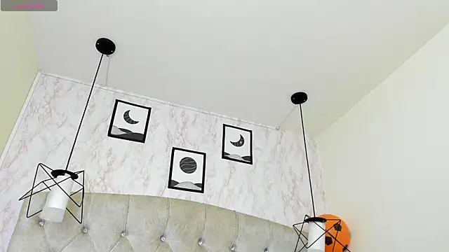 Raichell  online show from July 31, 2026, 2:37 pm