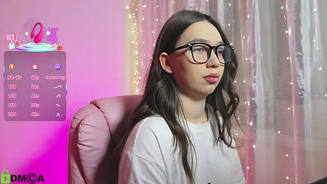 Snapshot of Arianahot777 chatting on October 9, 2025, 5:13 pm Arianahot777 online show from October 9, 2025, 5:13 pm