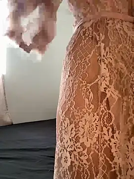 leahaltomm online show from February 4, 2026, 2:01 pm