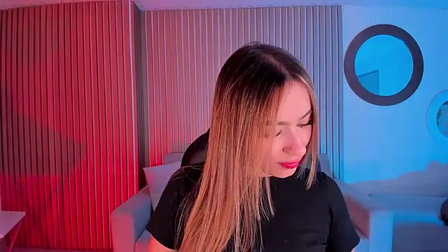 Snapshot of AmaiaHaywood chatting on October 15, 2025, 5:06 am AmaiaHaywood online show from October 15, 2025, 5:06 am