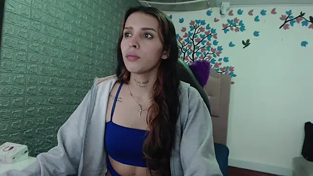 Snapshot of AngelaTurizo chatting on November 1, 2025, 7:08 pm AngelaTurizo online show from November 1, 2025, 7:08 pm