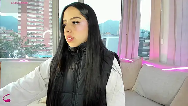 Snapshot of Daphne_chers chatting on September 29, 2025, 8:36 pm Daphne chers online show from September 29, 2025, 8:36 pm