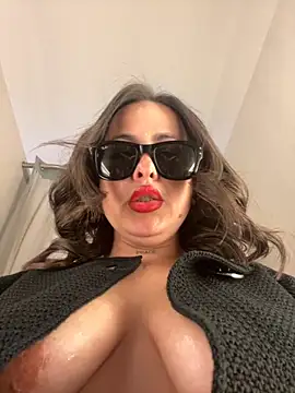 laarti online show from September 26, 2025, 4:47 pm