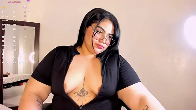 Snapshot of _michel_bbw chatting on February 13, 2025, 2:01 am michel bbw online show from February 13, 2025, 2:01 am