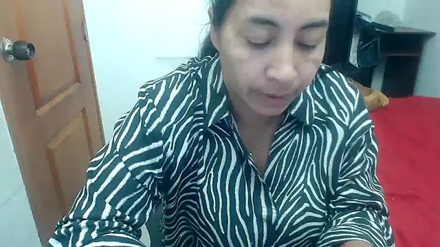 Siblleyx online show from March 4, 2025, 6:39 pm