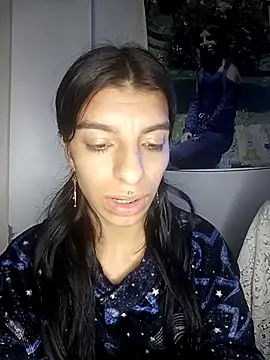 Snapshot of Ariell_Kieran chatting on October 8, 2025, 5:09 am Ariell Kieran online show from October 8, 2025, 5:09 am