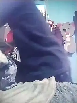 Ariell Kieran online show from April 2, 2026, 9:10 pm