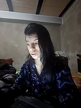 Snapshot of Ariell_Kieran chatting on October 11, 2025, 5:52 am Ariell Kieran online show from October 11, 2025, 5:52 am