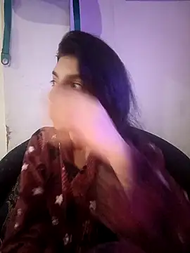 Snapshot of Ariell_Kieran chatting on October 14, 2025, 3:51 am Ariell Kieran online show from October 14, 2025, 3:51 am