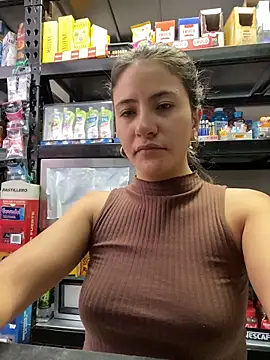 Andrea18 blonde online show from March 22, 2026, 3:35 pm