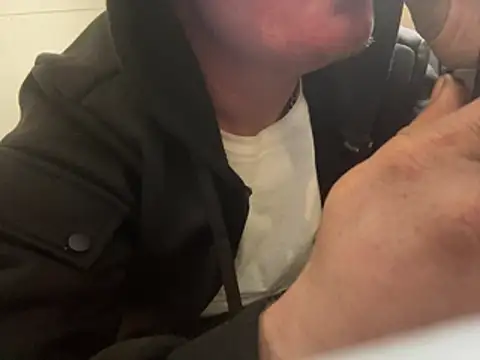 ClimbedCaelum online show from January 18, 2026, 6:22 pm