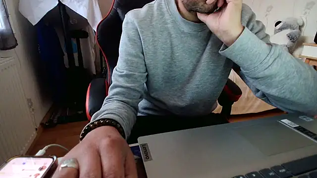 Snapshot of balkis30 chatting on September 25, 2025, 11:05 am balkis30 online show from September 25, 2025, 11:05 am