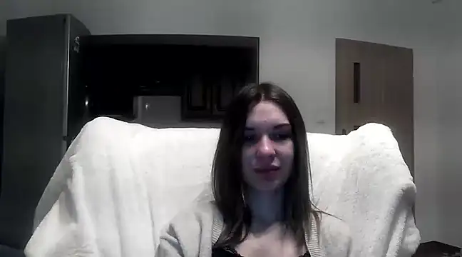 aurora lust online show from February 11, 2025, 5:40 pm