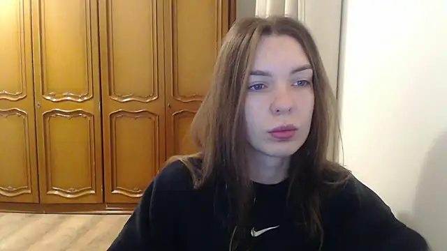 aurora lust online show from December 3, 2025, 6:25 am