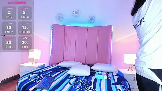 Liiam smith  online show from October 19, 2025, 12:30 pm