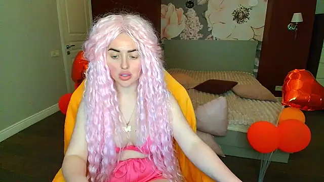 MissisCaty online show from May 31, 2026, 8:09 pm