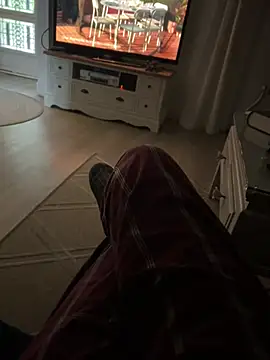 Avignon1963 online show from May 10, 2026, 6:28 am