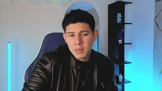 JamesCr  online show from May 23, 2026, 3:22 pm
