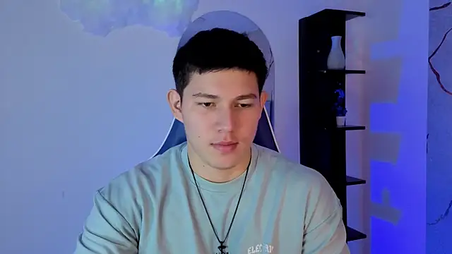 JamesCr  online show from May 21, 2026, 12:35 pm