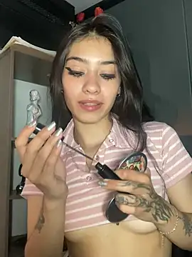 Snapshot of TayylorSexx chatting on February 28, 2025, 5:15 am TayylorSexx online show from February 28, 2025, 5:15 am