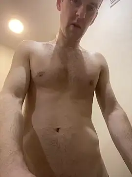 Snapshot of LynnAhNight chatting on February 2, 2026, 3:16 am LynnAhNight online show from February 2, 2026, 3:16 am