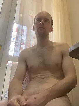 Snapshot of LynnAhNight chatting on February 21, 2026, 5:31 am LynnAhNight online show from February 21, 2026, 5:31 am