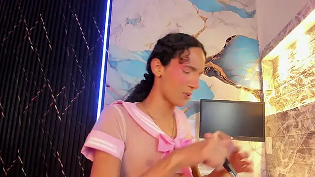 Snapshot of cassidy_blossom chatting on November 7, 2025, 7:51 pm cassidy blossom online show from November 7, 2025, 7:51 pm