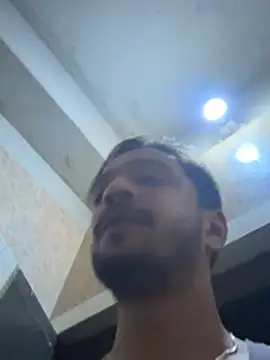 Chintu2408 online show from April 18, 2026, 5:26 pm