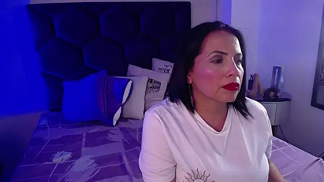 Snapshot of GochitaWild chatting on September 27, 2025, 8:15 pm GochitaWild online show from September 27, 2025, 8:15 pm